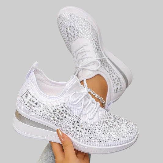 Камелия – Ортопедични маратонки с комфорт и стил