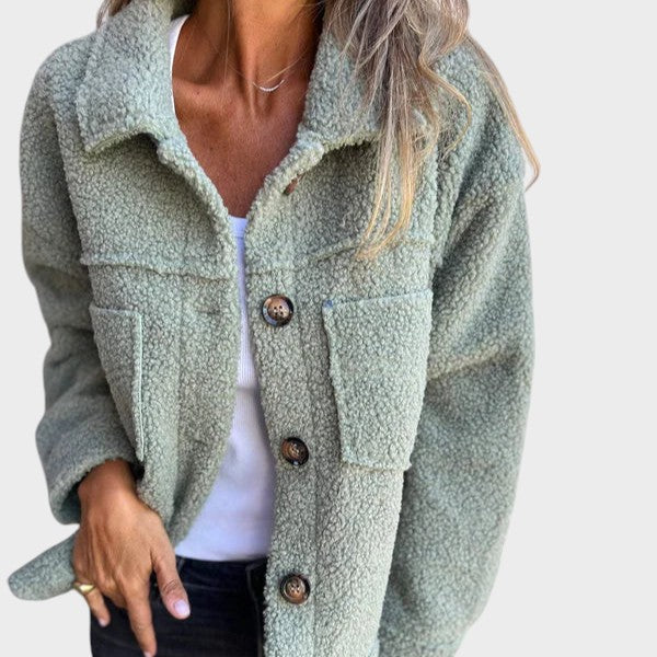 Късо вълнено яке Весна за стилен комфорт