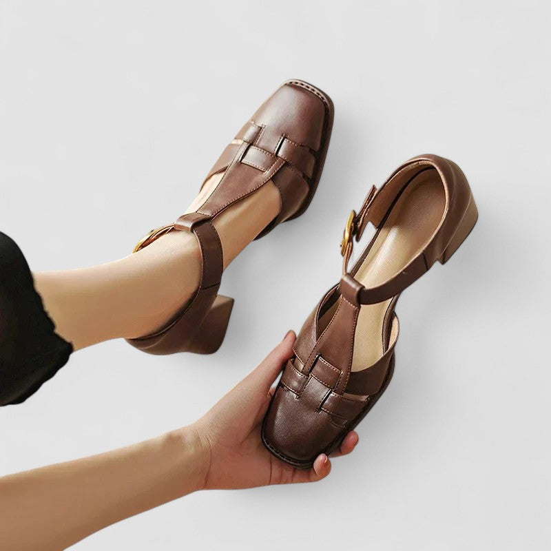 Скарлет - Ортопедични обувки Mary Jane с T-каишка за комфорт и стил