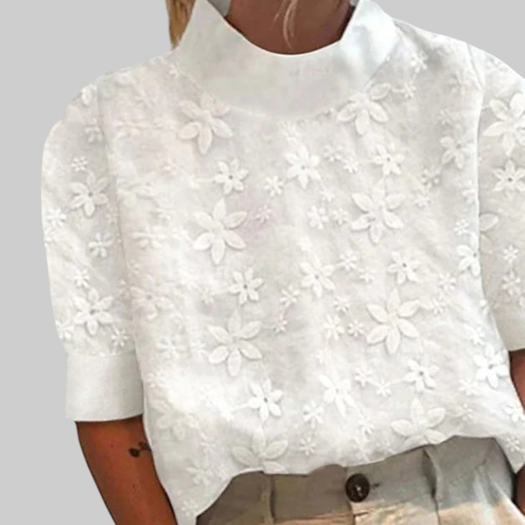 Петра - Поло яка с десен за стилен вид