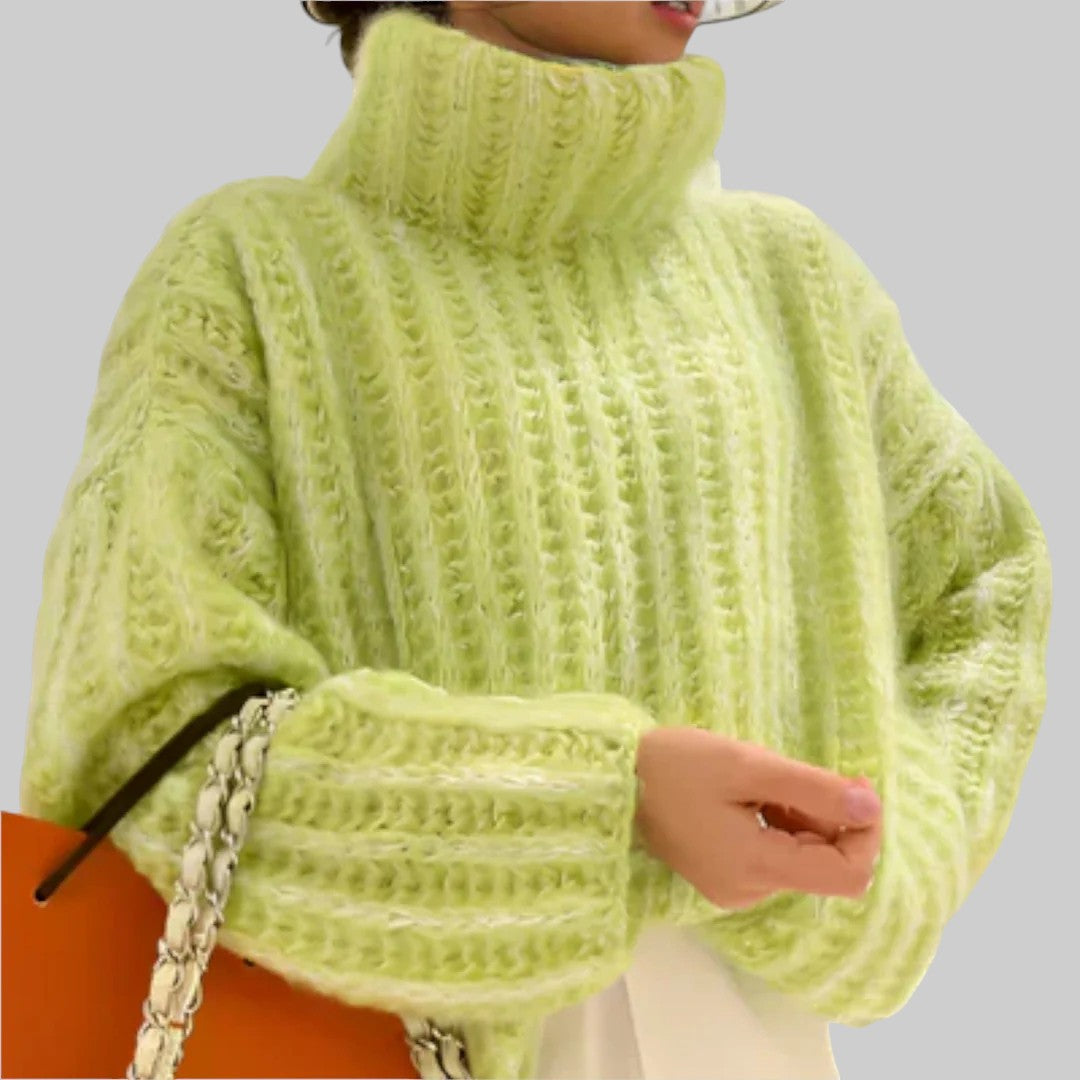 Мартина - Удобна дамска блуза с дълъг ръкав и качулка