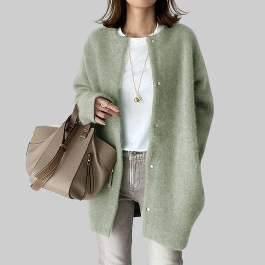 Светла - Стилен многопластов кардиган за всякакви поводи