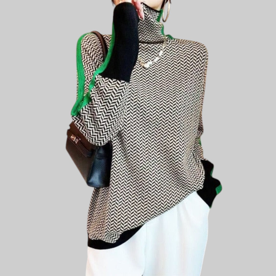 Елена – Стилен пуловер с висока яка и контрастни полоси