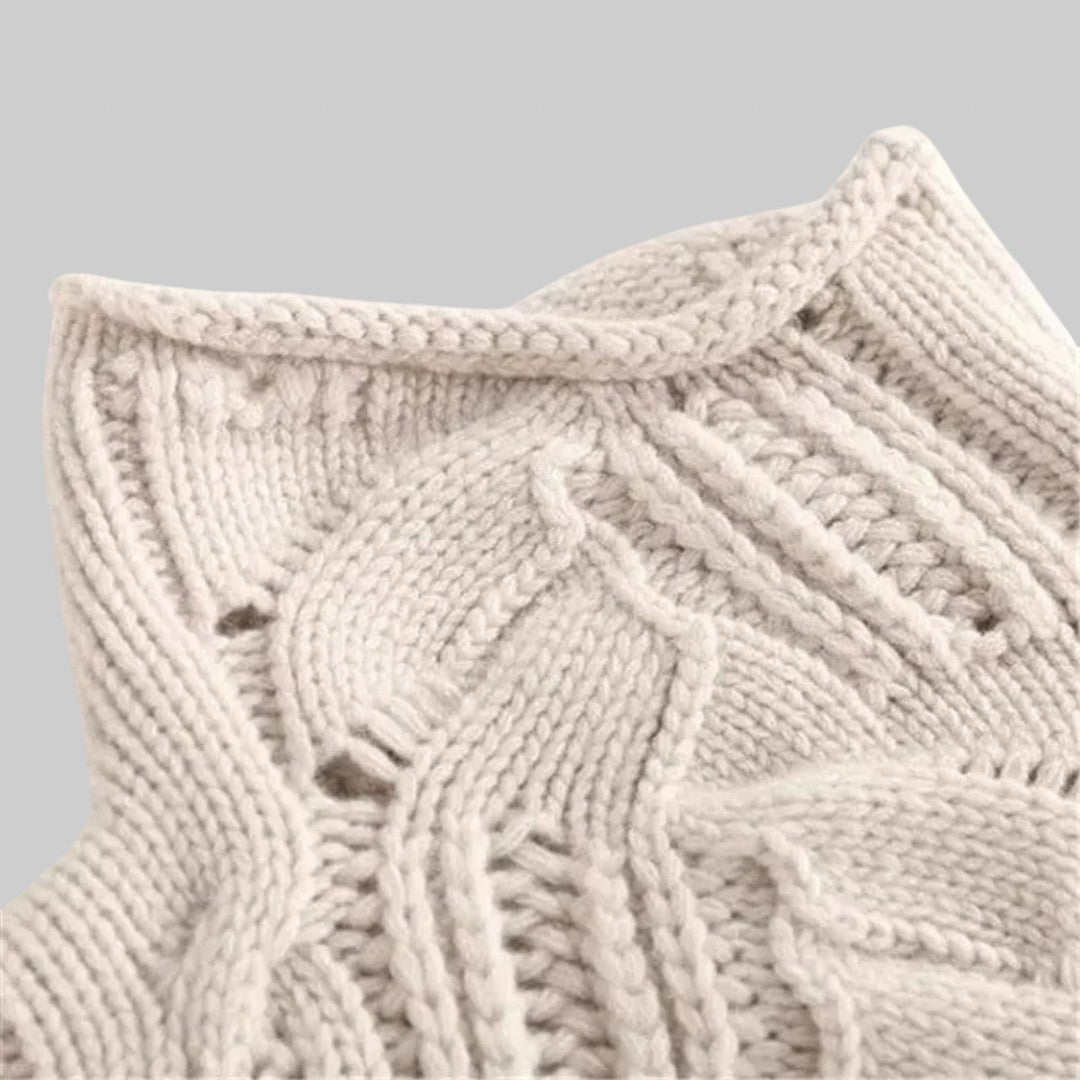 Надежда – Луксозен кашмирен пуловер с плетен мотив