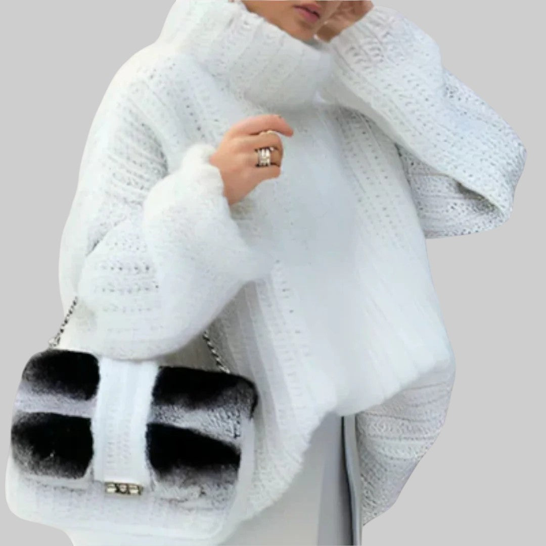 Мартина - Удобна дамска блуза с дълъг ръкав и качулка