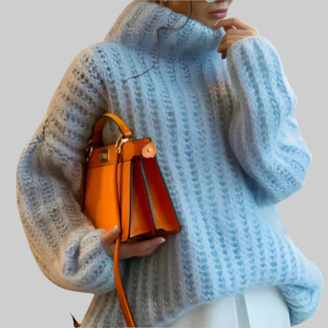 Мартина - Удобна дамска блуза с дълъг ръкав и качулка